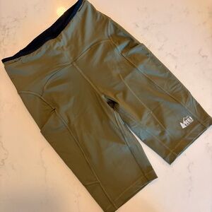 REI Co-op Swiftland 9” Running Shorts Green